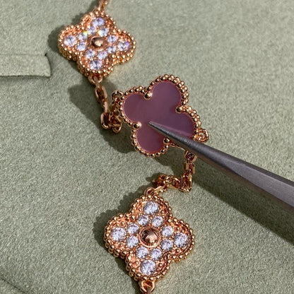 [Super Jewellery]CLOVER 10 MOTIFS DIAMOND PINK MOP NECKLACE