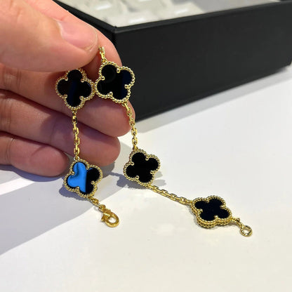 [Super Jewellery] CLOVER 5 MOTIF ONYXS BRACELET COLLECTION