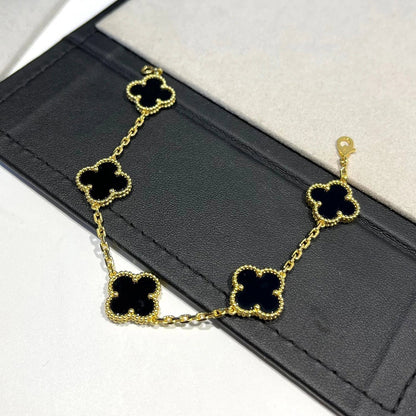 [Super Jewellery] CLOVER 5 MOTIF ONYXS BRACELET COLLECTION