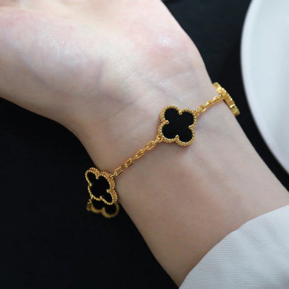 [Super Jewellery] CLOVER 5 MOTIF ONYXS BRACELET COLLECTION
