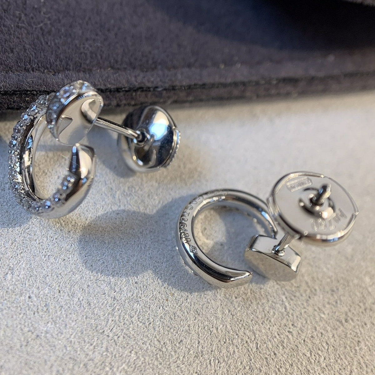 {
  "Super CiCi ": "JUSTE OHRRINGE SILBER DIAMANTEN"
}
