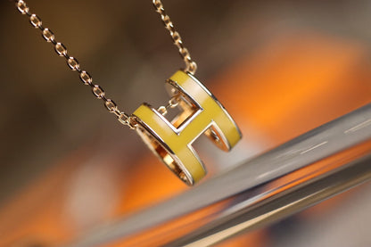[Super Jewellery]POP H PEDANT PINK GOLD