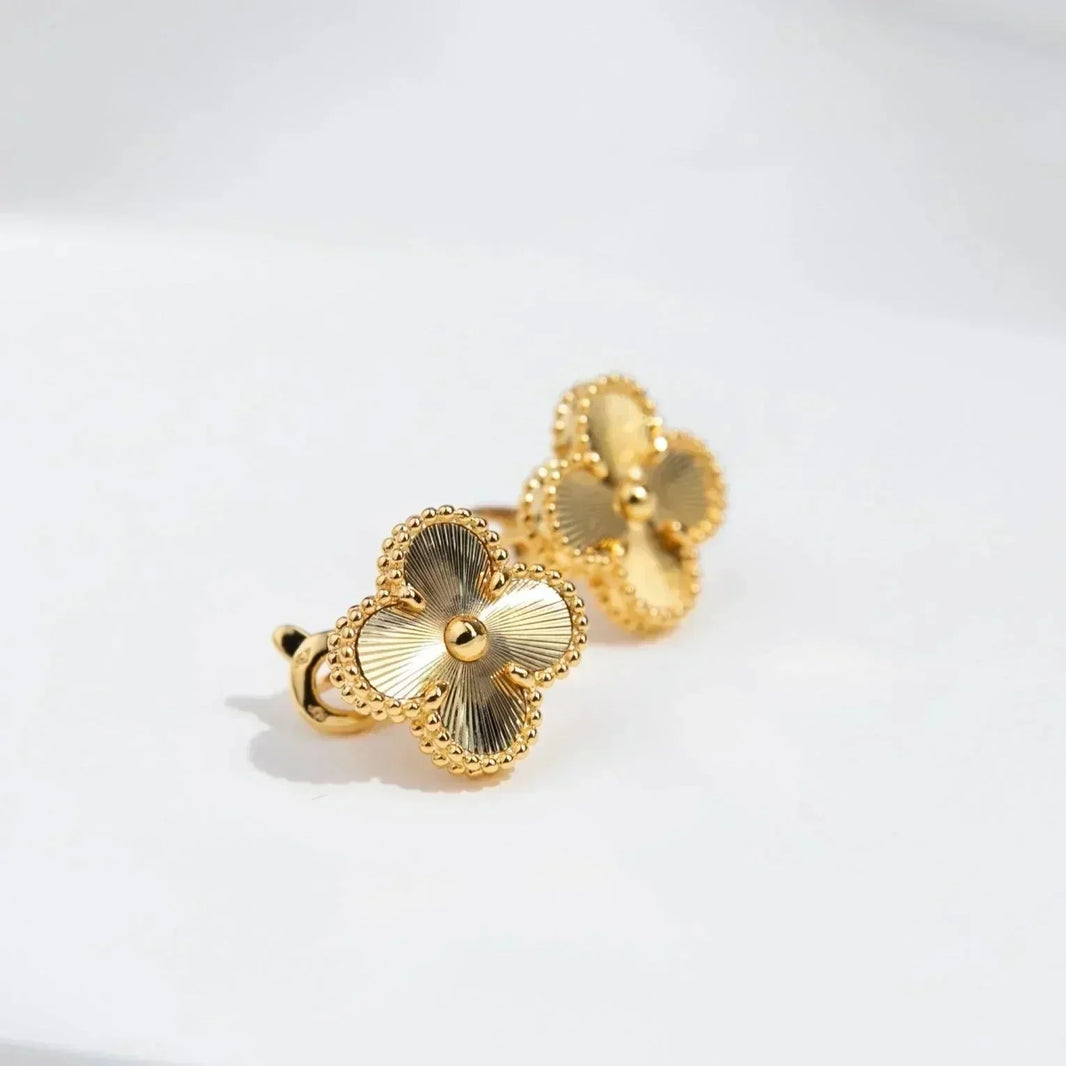 [Super Jewellery]CLOVER MEDIUM 1 MOTIFS LASER EARRINGS
