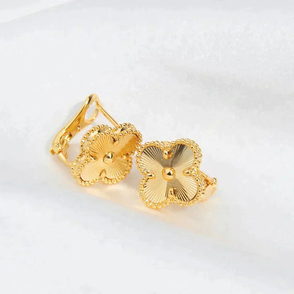 [Super Jewellery]CLOVER MEDIUM 1 MOTIFS LASER EARRINGS