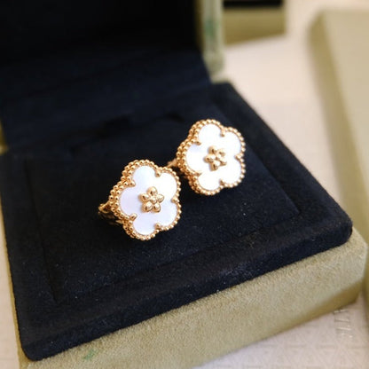 [Super Jewellery]LUCKY PINK GOLD WHITE MOP EARRINGS