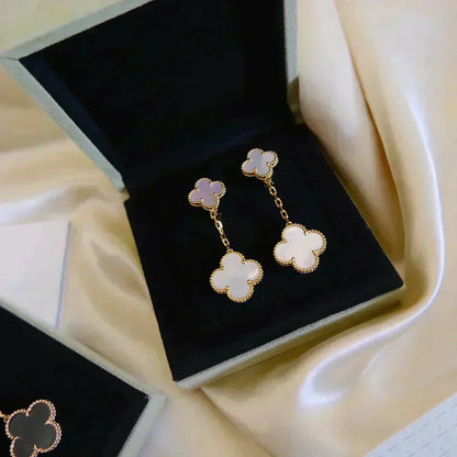 [Super Jewellery]CLOVER 2 MOTIF WHITE MOP EARRINGS