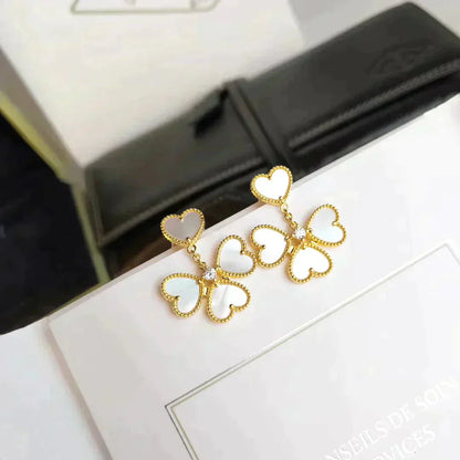 [Super Jewellery]CLOVER SWEET WHITE MOP EARRINGS