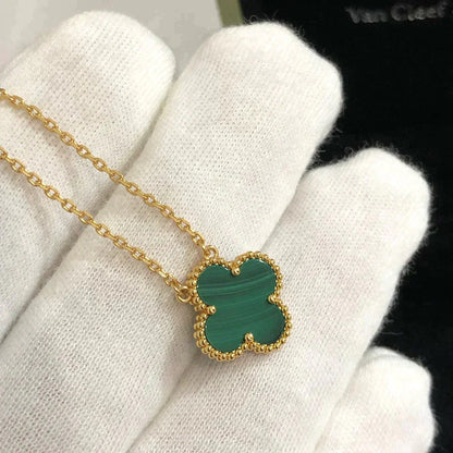 [Super Jewellery]CLOVER 15MM MALACHITE SINGLE FLOWER  NECKLACE