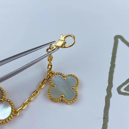 [Super Jewellery]MAGIC CLOVER MOP GOLD BRACELET 5 MOTIFS