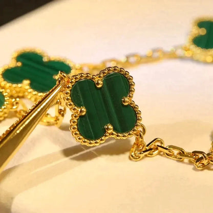 [Super Jewellery] CLOVER 5 MOTIF MALACHITE BRACELET COLLECTION