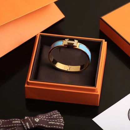 [Super Jewellery]H CLOUD BLUE BRACELET GOLD DIAMOND