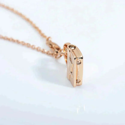 [Super Jewellery]AMULETTE PEDANT ROSE GOLD NECKLACE