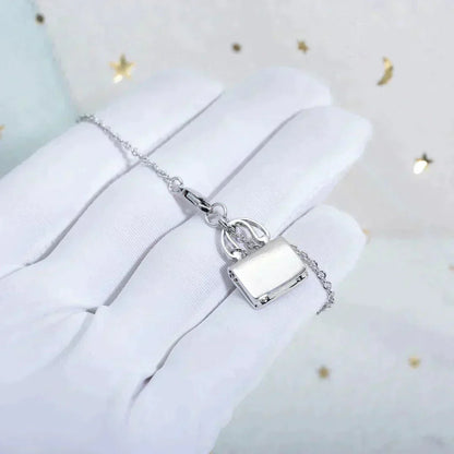 [Super Jewellery]AMULETTE PEDANT SILVER NECKLACE