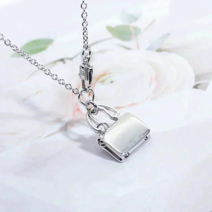 [Super Jewellery]AMULETTE PEDANT SILVER NECKLACE