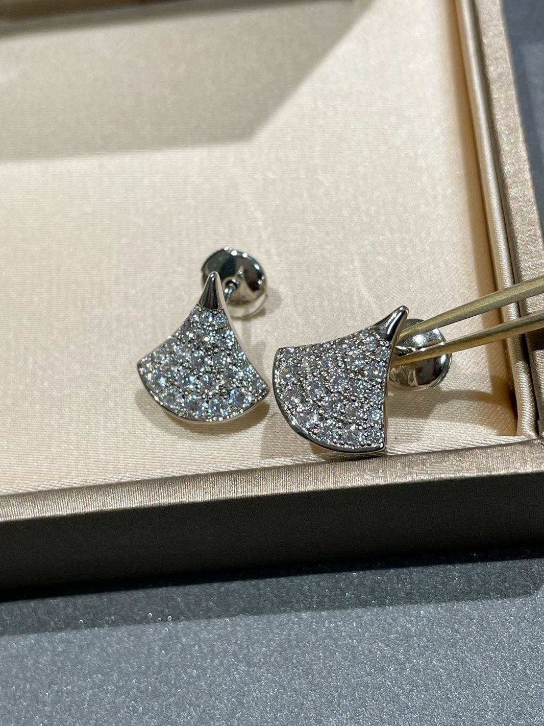 [Super]DREAM STUD EARRINGS DIAMOND