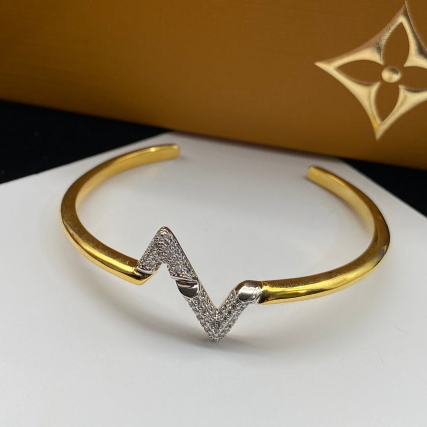 [Super Jewellery]VOLTE UPSITE DOWN DIAMOND GOLD OPEN BRACELET