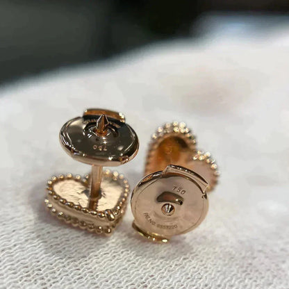 [Super Jewellery]HEART CARNELIAN STUD EARRINGS
