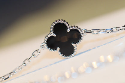 [Super Jewellery]CLOVER 20 MOTIFS ONYX DIAMOND SILVER