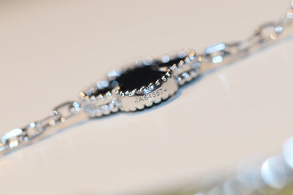 [Super Jewellery]CLOVER 20 MOTIFS ONYX DIAMOND SILVER