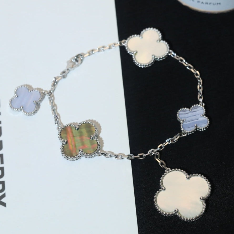 [Super Jewellery]CLOVER BRACELET 5 MOTIFS MOP CHALCEDONY SILVER