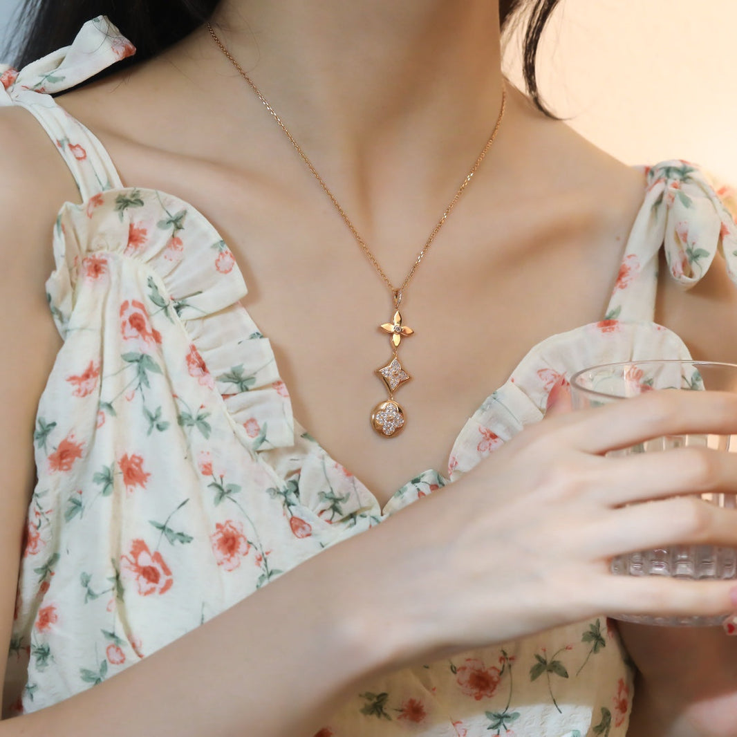 [Super Jewellery]STAR AND SUN DIAMOND PINK GOLD NECKLACE