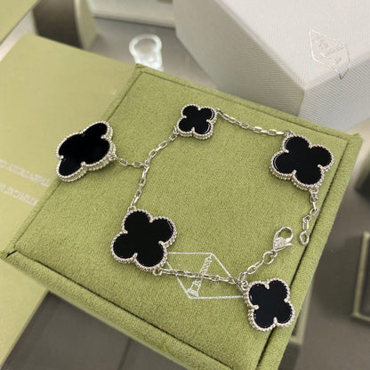 [Super Jewellery]CLOVER 5 MOTIFS SIVLER ONYX BRACELET