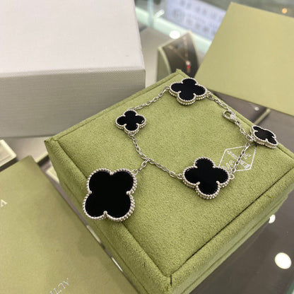 [Super Jewellery]CLOVER 5 MOTIFS SIVLER ONYX BRACELET