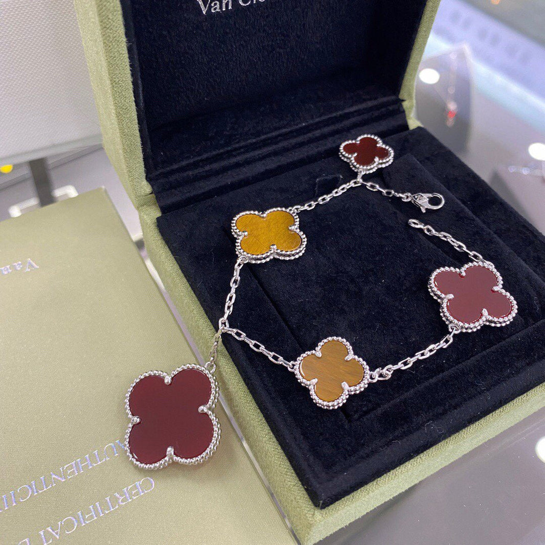 [Super Jewellery]CLOVER 5 MOTIFS SIVLER CARNELIAN TIGER EYE BRACELET