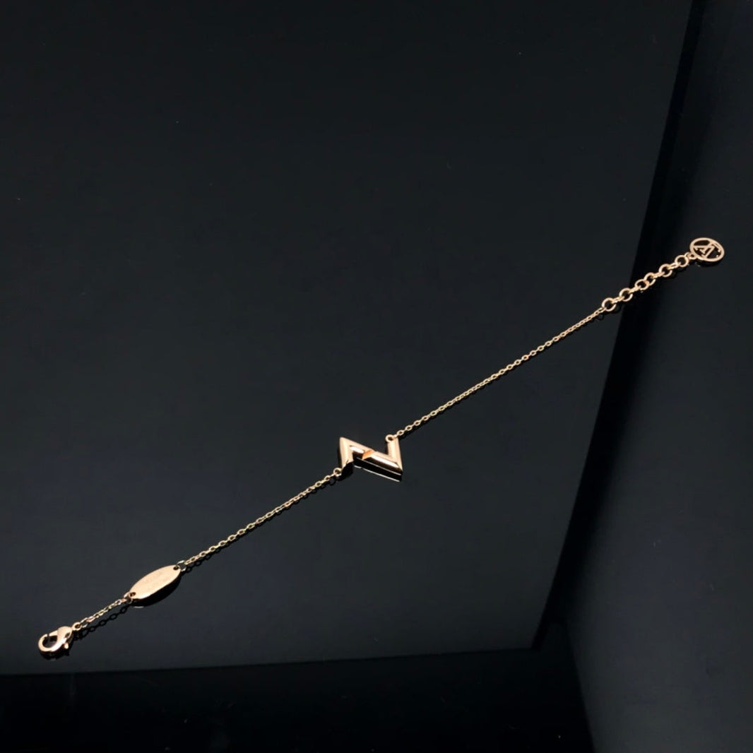 [Super Jewellery]VOLT LV LOGO BRACELET