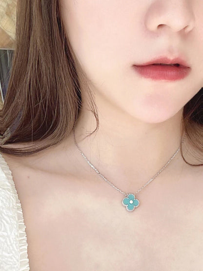 [Super Jewellery]CLOVER 1 DIAMOND LIGHT BLUE SILVER NECKLACE