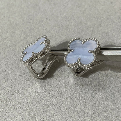 [Super Jewellery]CLOVER CHALCEDONY SILVER STUD EARRINGS