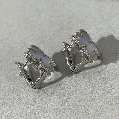 [Super Jewellery]CLOVER CHALCEDONY SILVER STUD EARRINGS