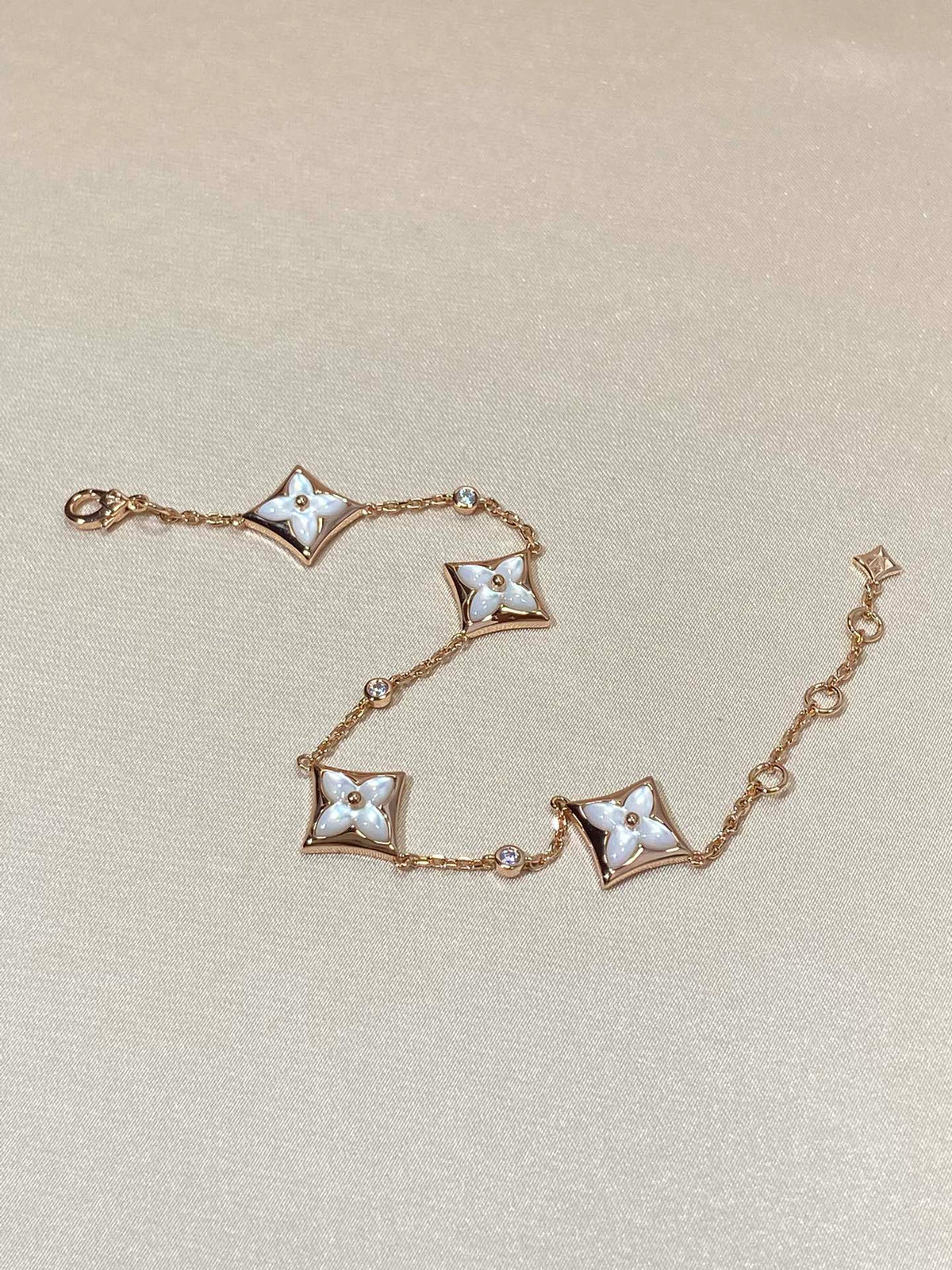 [Super CiCi ]STAR 4 MOTIV PERLMUTT DIAMANT ROSÉGOLD ARMBAND