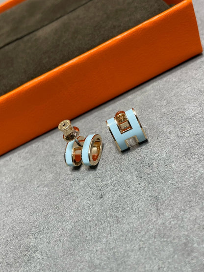 [Super Jewellery]POP H SKY BLUE STUD EARRINGS