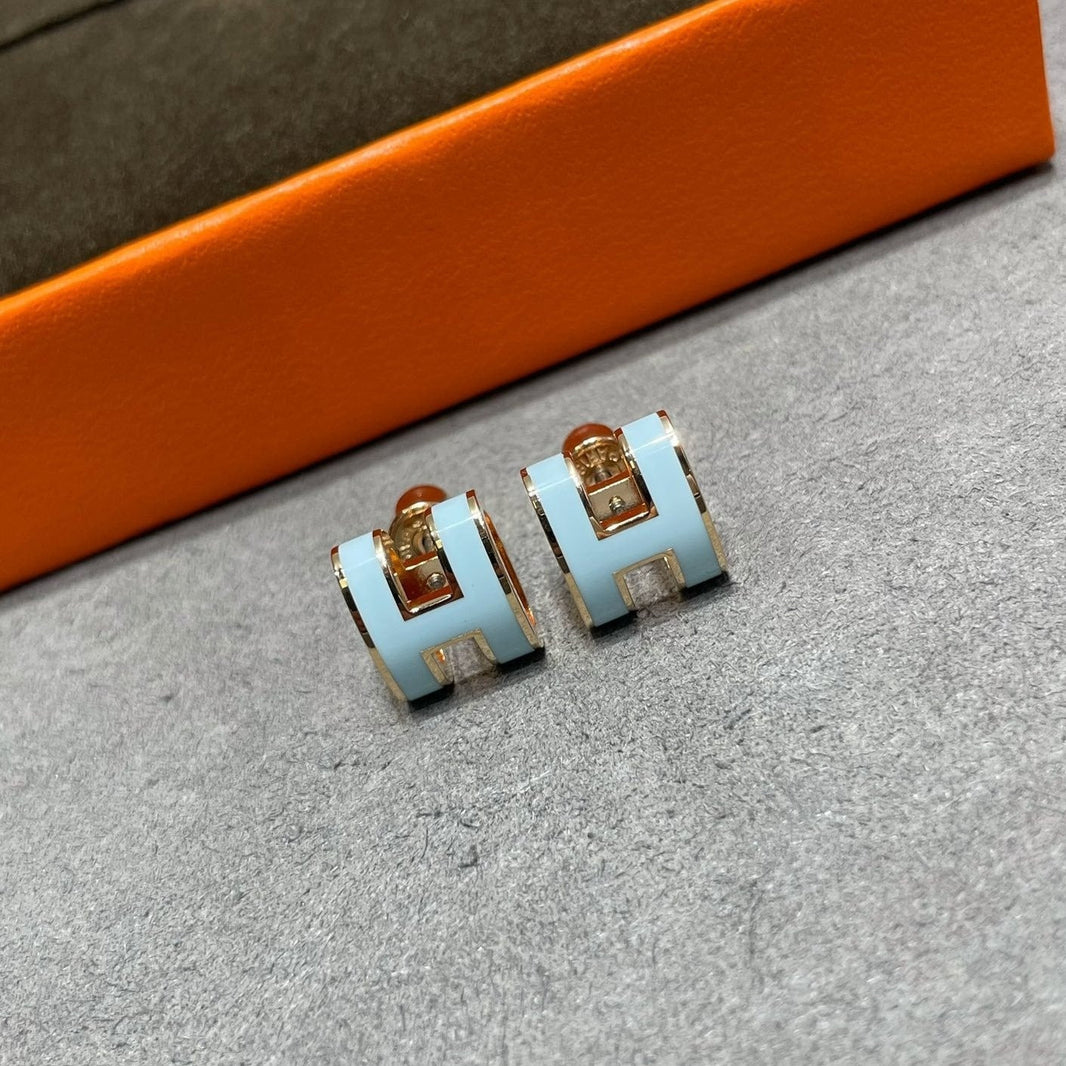 [Super Jewellery]POP H SKY BLUE STUD EARRINGS
