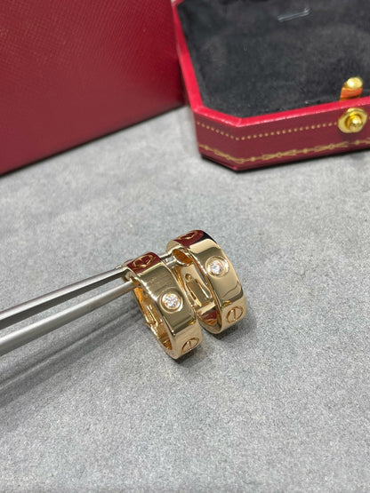 [Super Jewellery]LOVE 5.5MM 1 DIAMOND EARRINGS