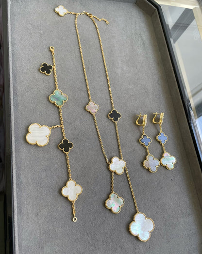 [Super Jewellery]CLOVER 3 MOTIF MOP ONYX DARK MOP PINK GOLD EARRINGS