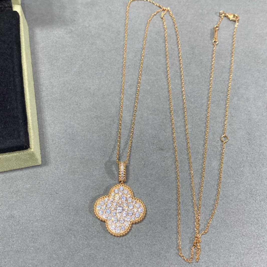 [Super Jewellery]CLOVER 25MM LARGE PEDANT DIAMOND PAVED LONG NECKLACE