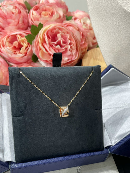 [Super Jewellery]LIENS EVIDENCE DIAMOND NECKLACE