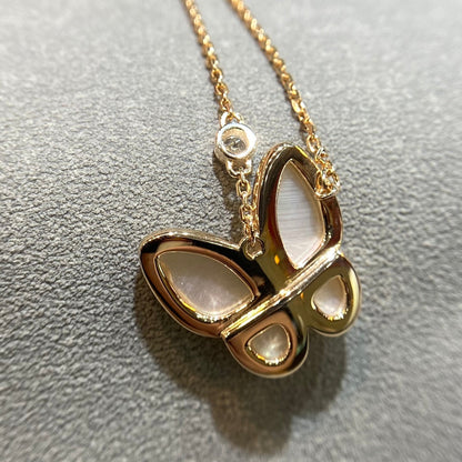 [Super Jewellery]BUTTERFLY MOP DIAMOND NECKLACE