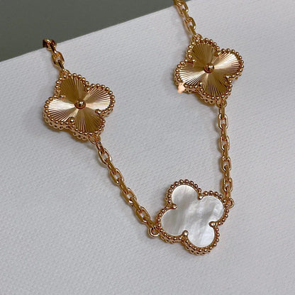 [Super Jewellery]CLOVER WHITE PEARL MOP 5 MOTIF BRACELET COLLECTION
