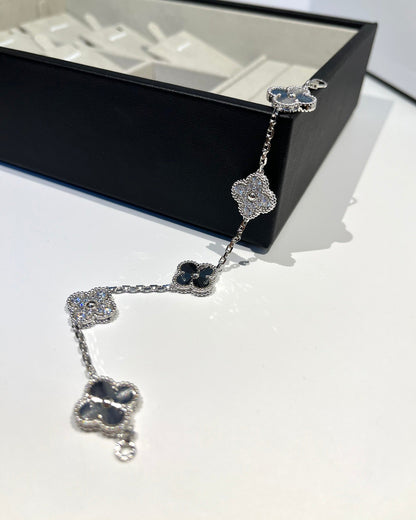 [Super Jewellery] CLOVER 5 MOTIF LASER BRACELET COLLECTION