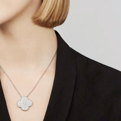 [Super Jewellery]CLOVER 25MM LARGE PENDANT DIAMOND PAVED SILVER NECKLACE