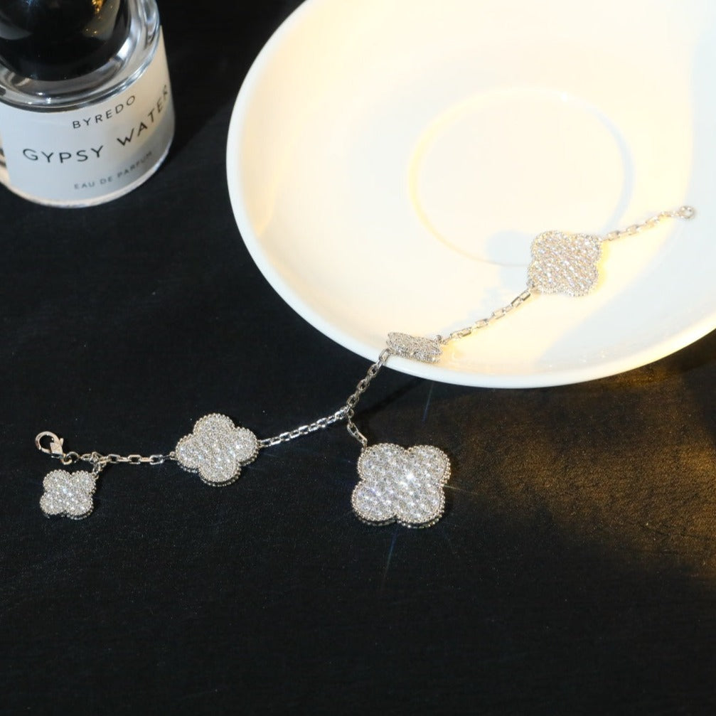 [Super Jewellery]CLOVER BRACELET 5 MOTIF SILVER DIAMOND PAVED