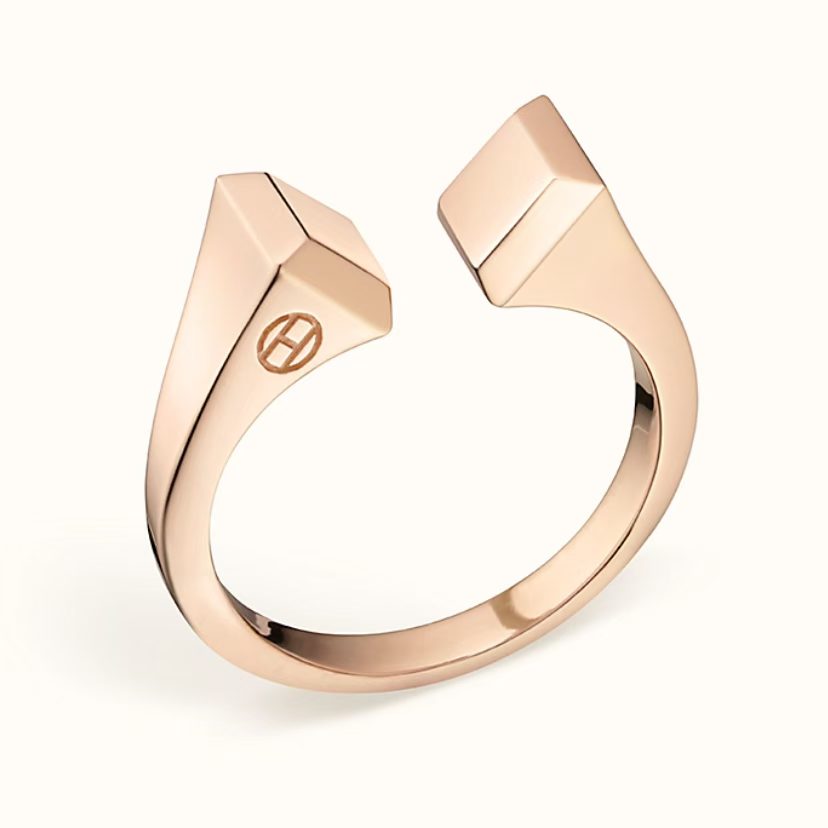 [Super Jewellery]THE CONE RIVET RING IS OPEN AND ONE SIZE FITS ALL
