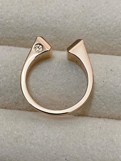 [Super Jewellery]THE CONE RIVET RING IS OPEN AND ONE SIZE FITS ALL