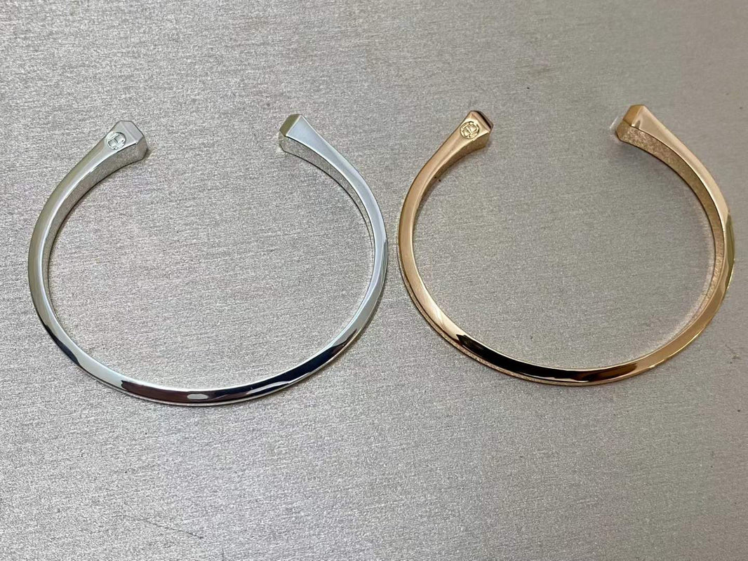 [Super Jewellery]CLOU DE FORGE SQUARE CONE STUDS OPEN CUFF ONE SIZE