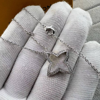 [Super Jewellery]FOUR-LEAF CLOVER OPENWORK NECKLACE