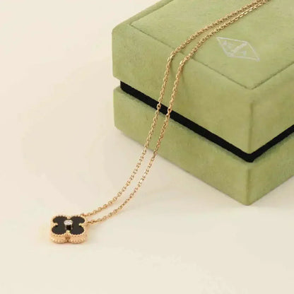 [Super Jewellery]CLOVER 15MM DIAMOND ONYX NECKLACE