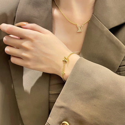 [Super Jewellery]LOGO STAR MOTIF GOLD BRACELET